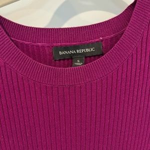 Banana republic magenta sweater dress - size Small